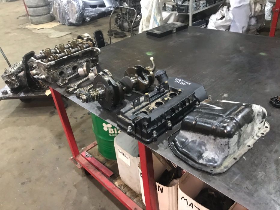 Двигун,мотор по запчастинах для Mitsubishi Colt 1.1 бензин Кольт 1,1