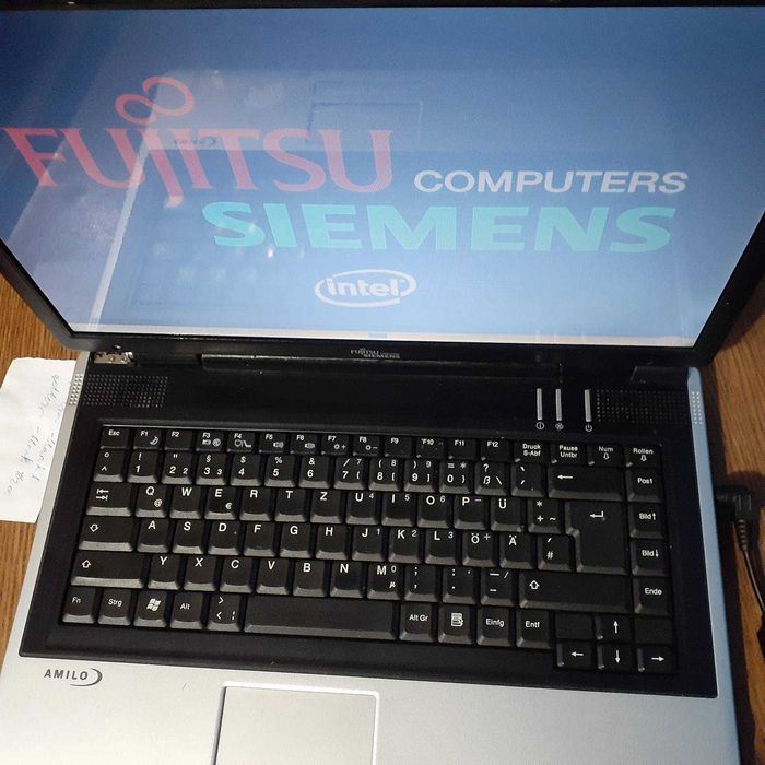 Ноутбук Fujitsu Siemens AMILO Pi 1505 / 3 ГБ RAM / Робочий / Для навчання та задач