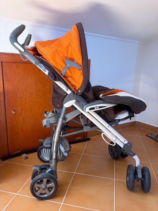Carrinho bebé trio