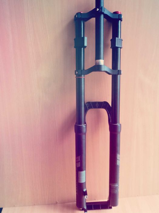 Двухкоронная воздушная вилка