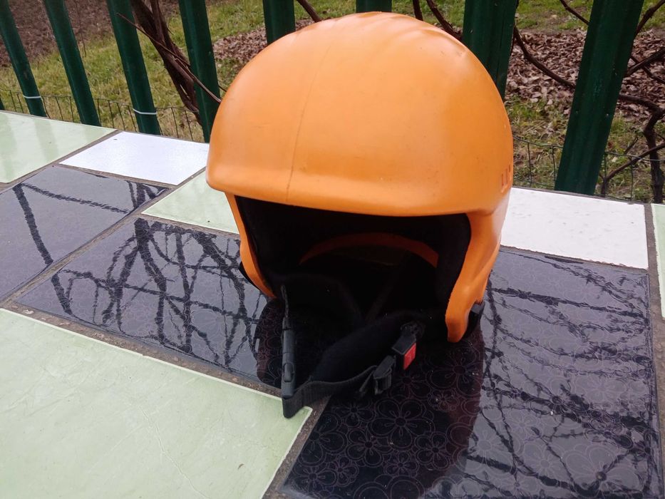 Шлем для скутера чи байка