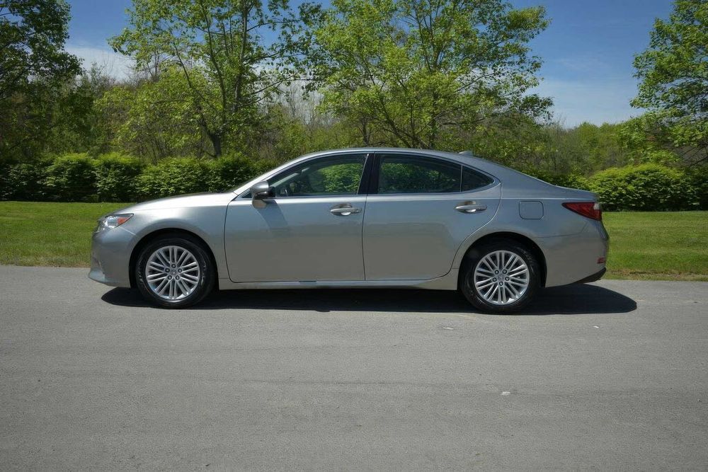 Lexus Es 350      2015