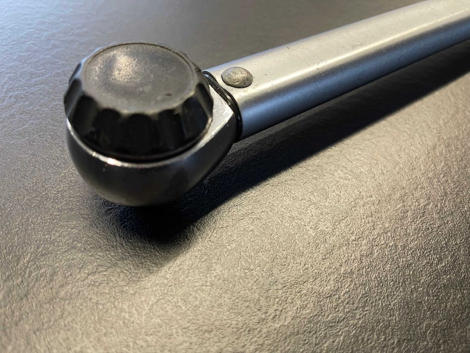 Klucz dynamometryczny 1/2'', 40-200 Nm, [N-B8]