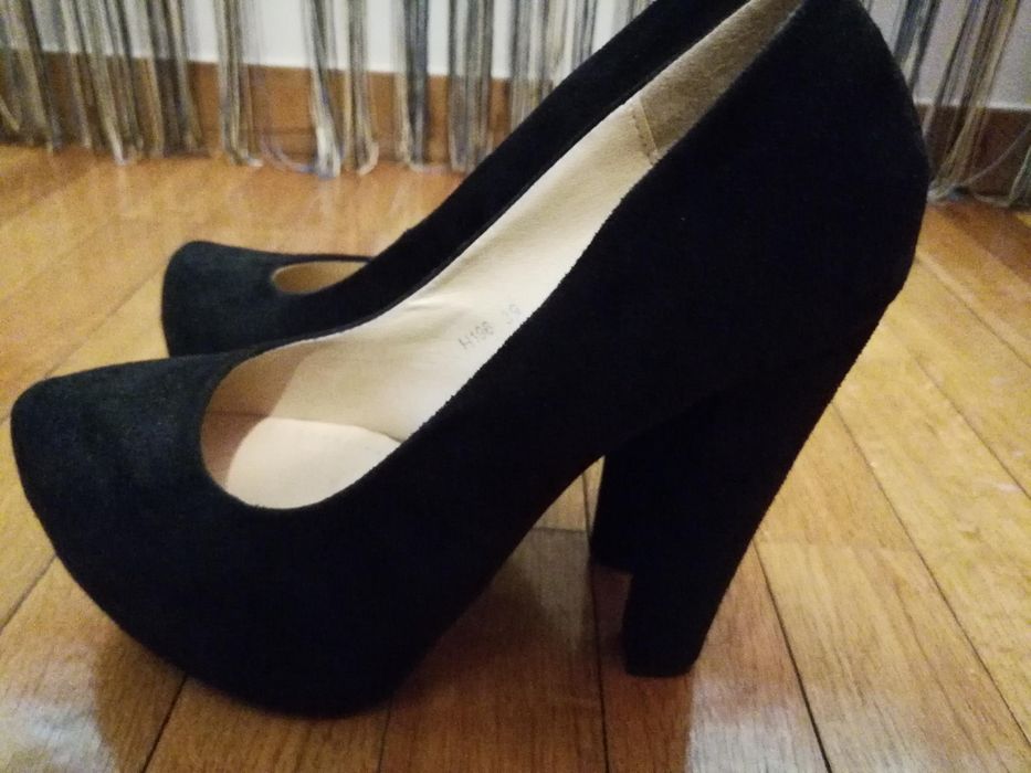 Sapatos novos