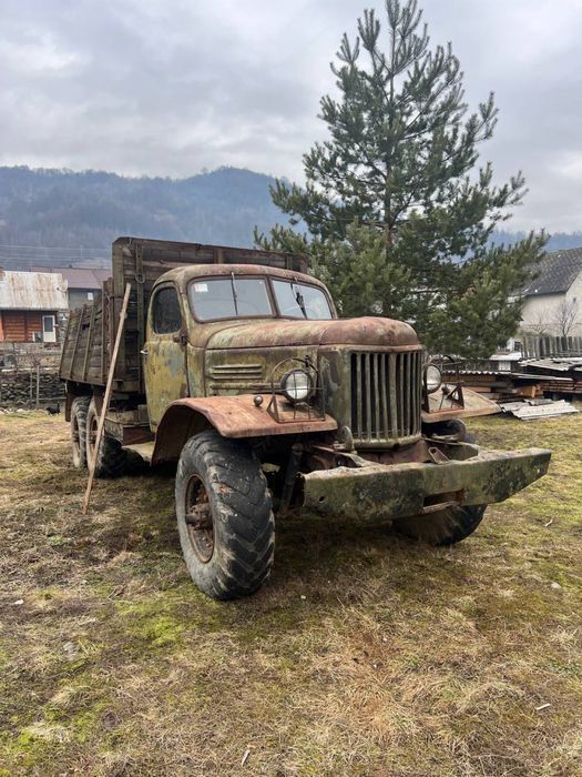 Зил 157 на повному бойовому ходу