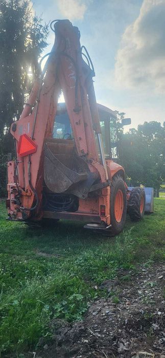 Usługi koparko- ładowarką Świdnica i okolice Roboty ziemne