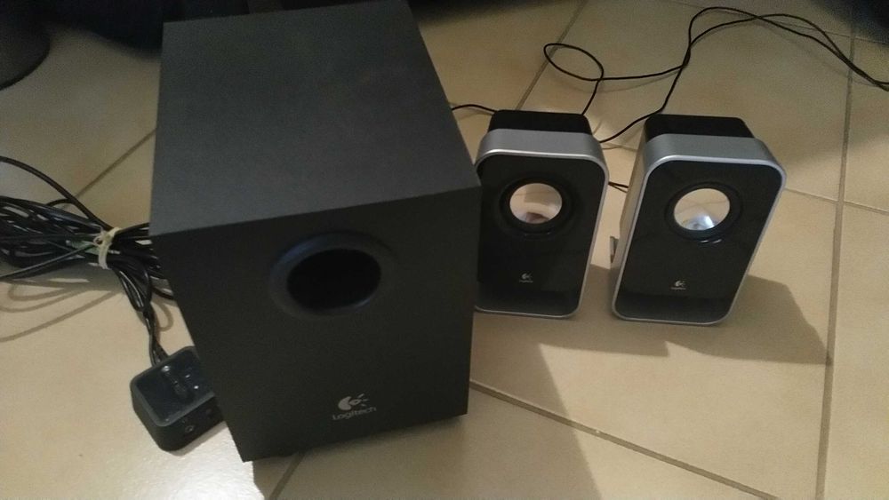 Logitech LS21 zestaw głośników 2.1 subwoofer