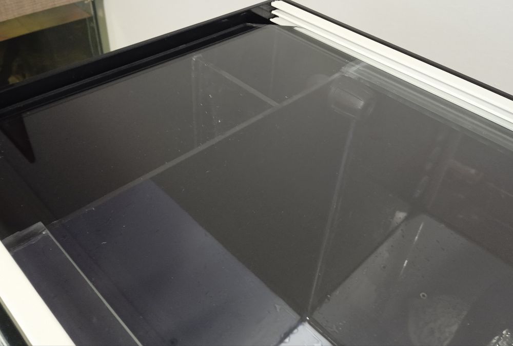 Aquário 80x30x40 com sump lateral