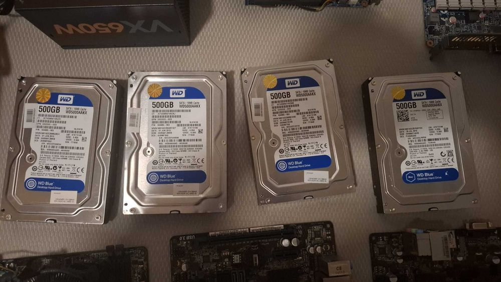 Conjunto de Peças de Computador