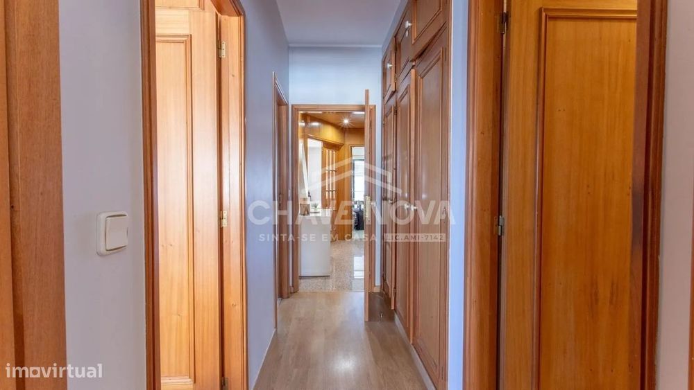 Apartamento T3 à venda no Condomínio Parque dos Duques