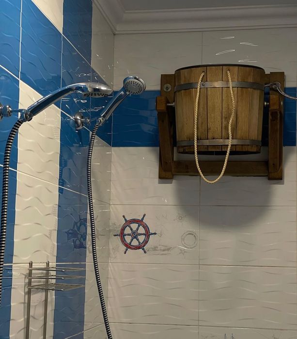 Спортивний зал або нерухомість під будинок.