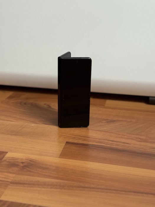 Samsung Galaxy Fold 3  5g 256 GB