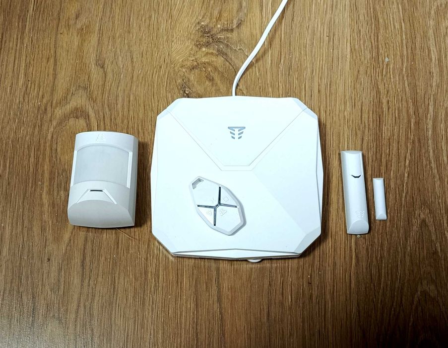 Комплект беспроводной сигнализации Orion NOVA X от Tiras Technologies.