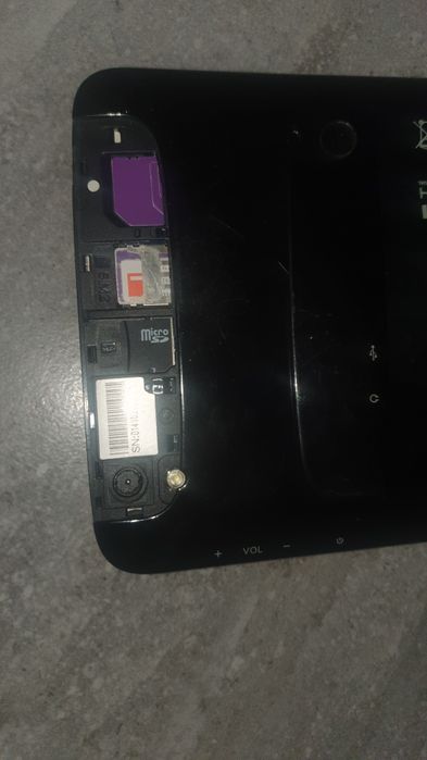 Tablet Modecom freetab 7004 HD+ X2 3G + Dual (Sim/microSim/microSD)Gps