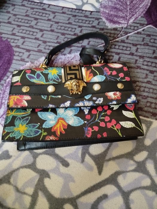Продам Versace сумка
