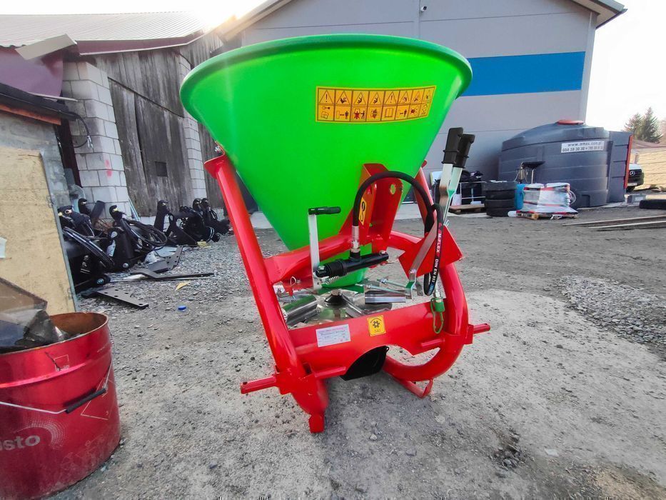 PROMOCJA-Rozsiewacz nawozu STRUMYK lej lejek kwasówka-DOSTARCZAM