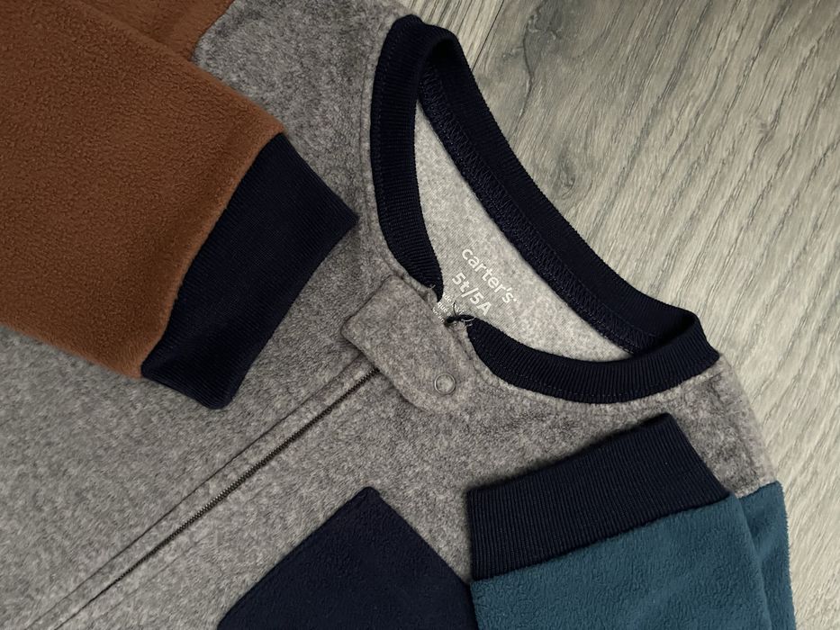 Флісовий чоловічок піжама Carter’s, розмір на 5 років (105-110 см).