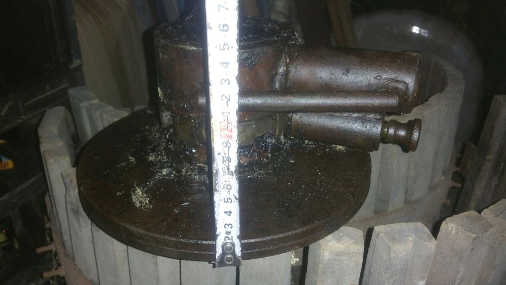 Продам большой пресс для винограда (СССР )