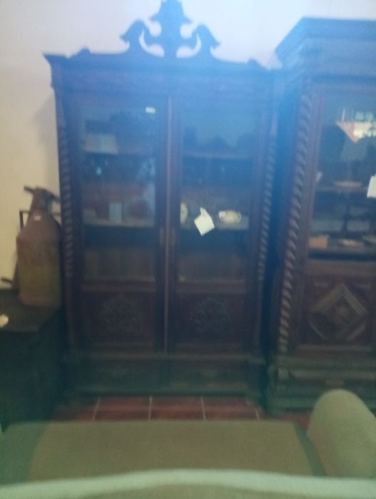 Recheio de loja de antiguidades