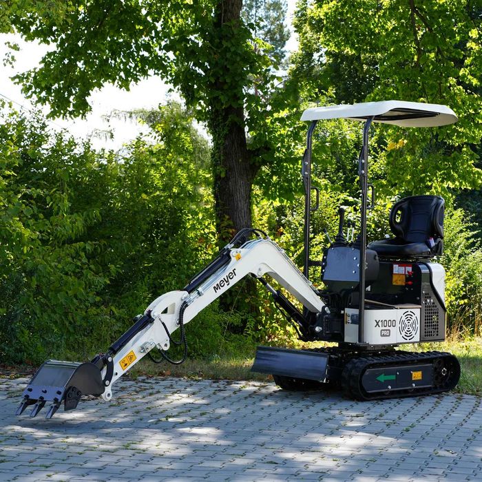 Minikoparka MEYER X1000 PRO | do 1T | Rozsuwane gąsienice | Skrętne ramię | KOOP | 3 łyżki w cenie | NOWA | 10,2 KM