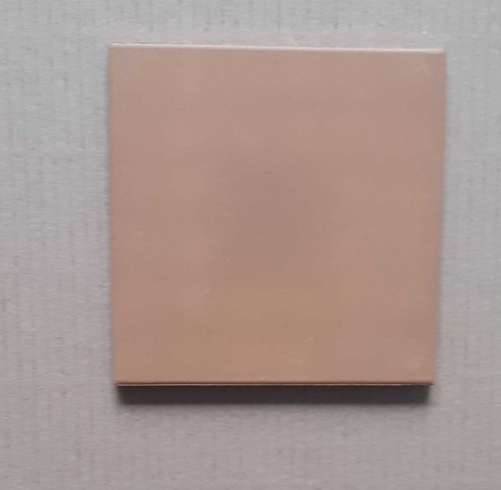 Płytki ścienne ceramiczne szkliwione 150 x 150 mm z lat 80 :)