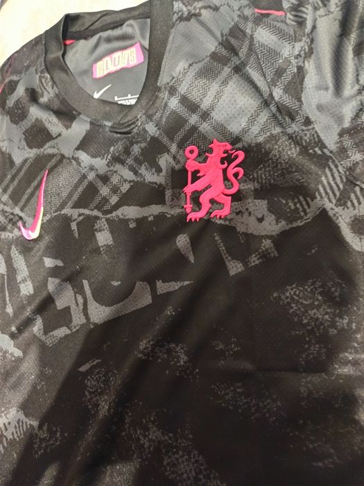 Camisola Nike Chelsea FC Third 2020/21 Preta/Rosa – Tamanho M