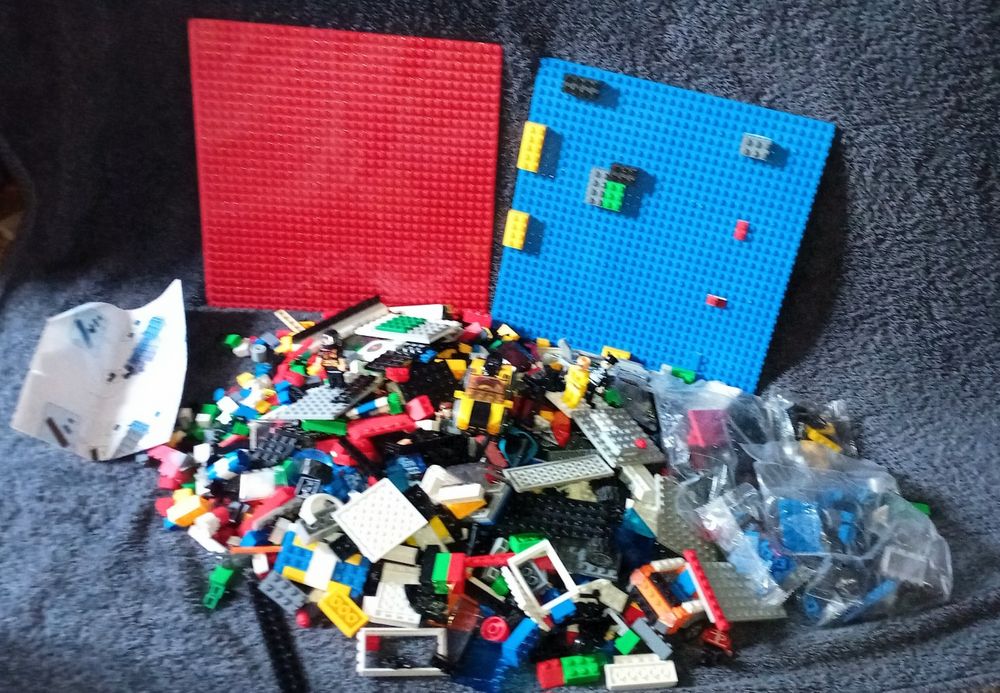 Конструктор аналог LEGO великий лот + пластини + фігурки