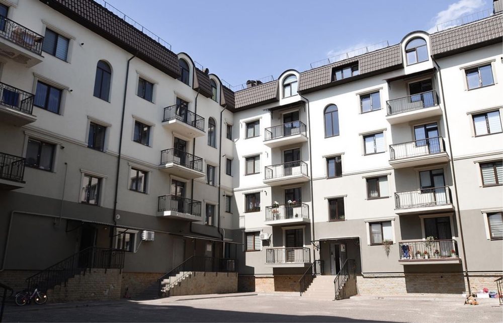 Продаж комерційного приміщення з ремонтом м.Коломия, по вул.Січових