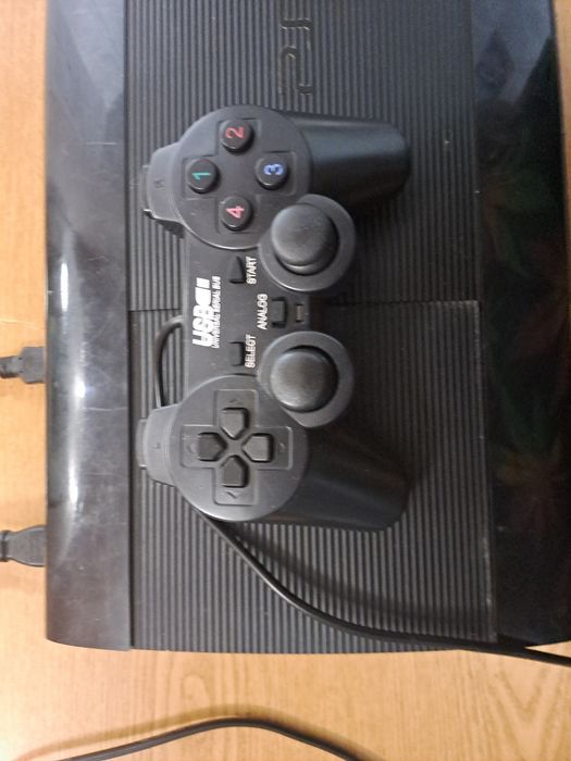 Продаю Sony Playstation 3