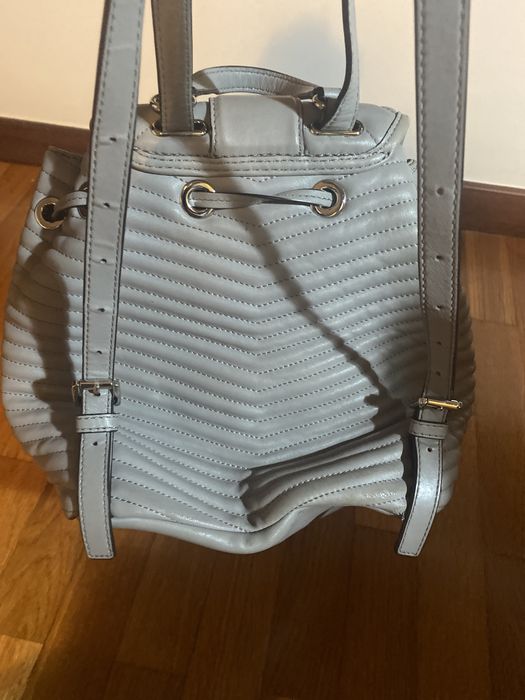 Mochila mikael kors original, botas neve tommy hilfiger e exe como novas