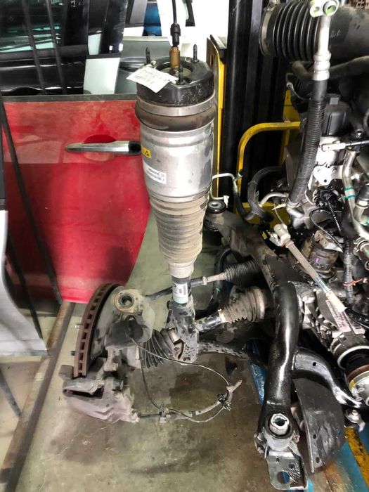 Jeep Grand Cherokee Капот Фара Бампер Дверь Крыло Зеркало Фонарь Ляда