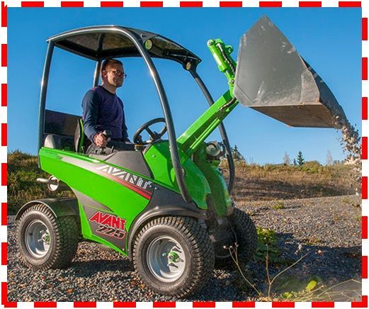 Ківши, вила. Міні навантажувач AVANT 200 серії.