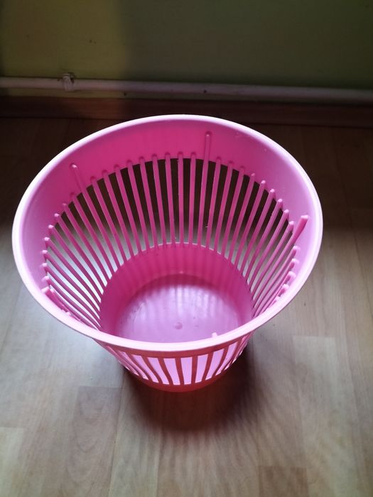 Kosz na śmieci z prl-u