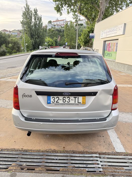 Ford Focus 1.4 – 2002 | Fiável e pronta a circular!