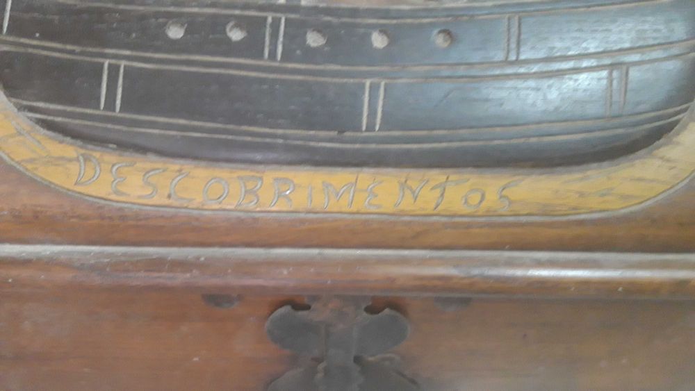 Arca antiga tempo dos descobrimentos.