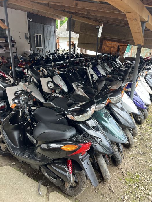 Скутери Honda Dio