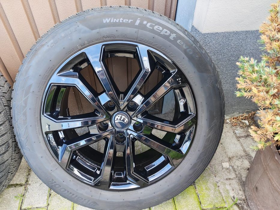 Koła zimowe 17"  205/60 R17 z czujnikami, Tivoli