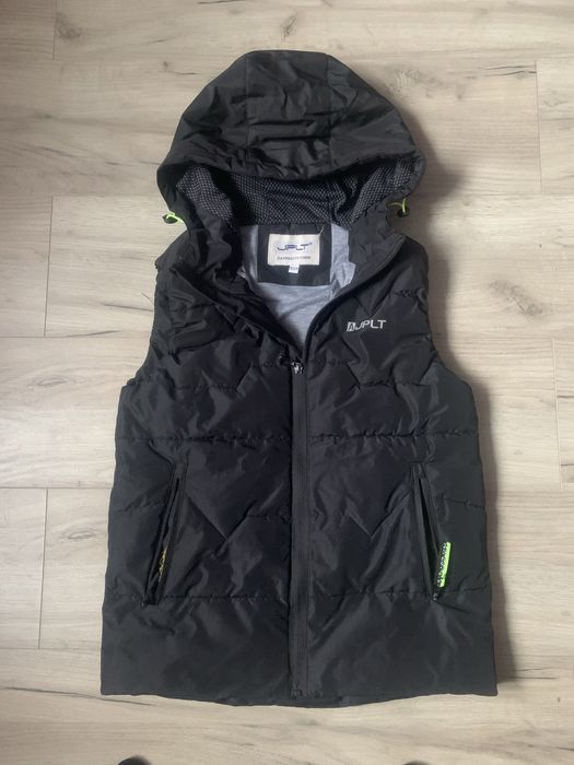 Желетка на синтепоні на хлопця 152 см