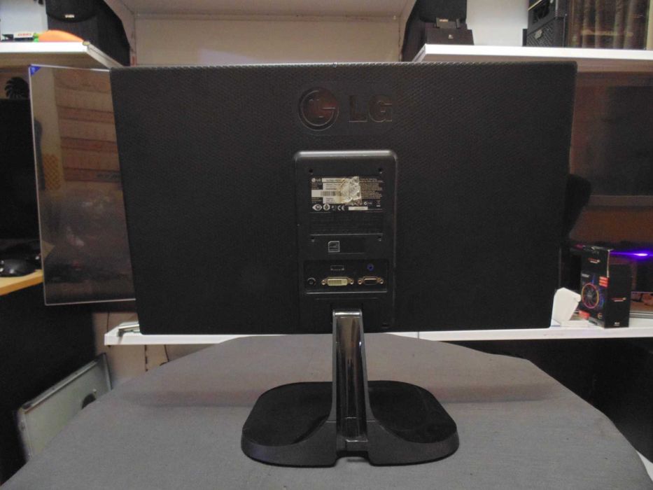 Монітор 21.5" LG Electronics IPS224V-PN