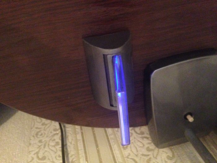 Часы неон USA Brookstone