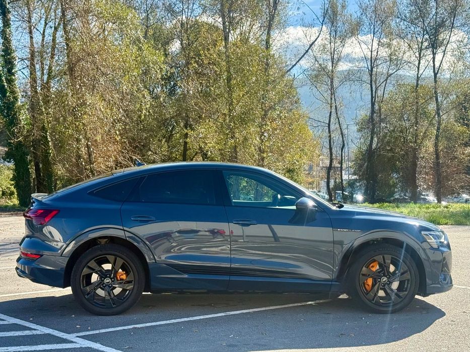 Audi e-tron 55 quattro S line