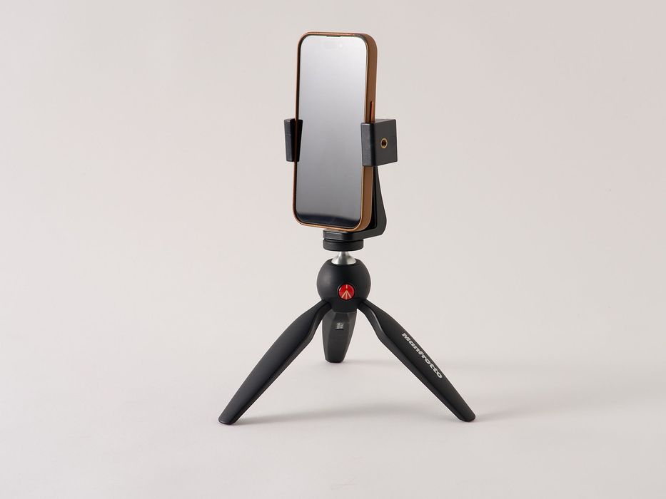 Mini tripé Manfrotto + suporte telemóvel