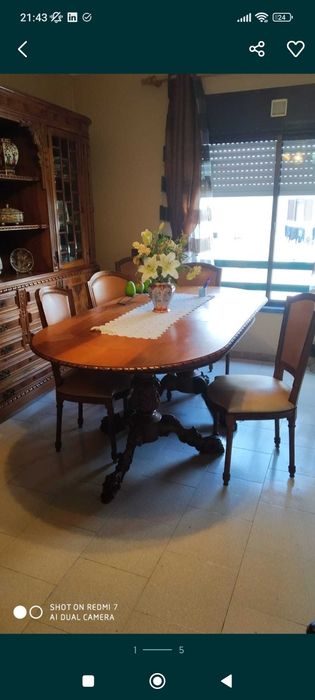 Móvel mesa e cadeiras madeira