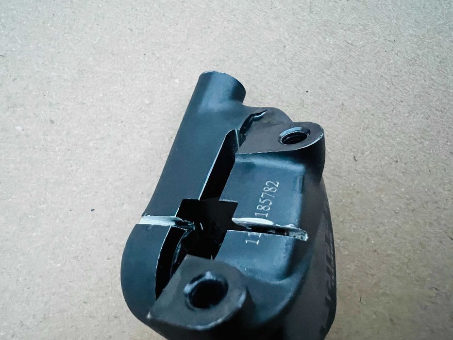 SRAM FORCE AXS eTap Zacisk hamulca hydraulicznego tarczowego szosa