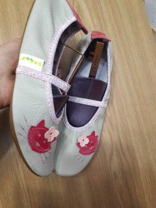 Балетки шкіряні дівчинці\чешки\rolly Італія\р. 36(23см)