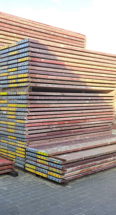 Rusztowanie elewacyjne typ Rux , używane , tanio /netto 5305,00zł