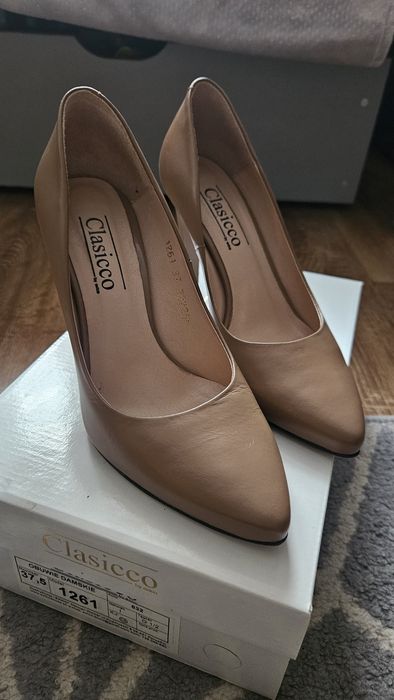 Czółenka Clasicco 37.5 tofu