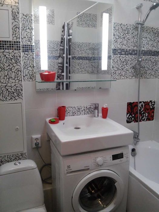 Бровари, Олімпійська, 8а