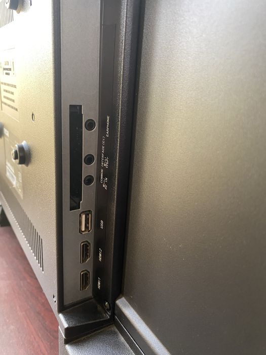 Televisão 32” LED -Como Nova