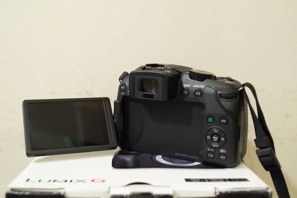 Panasonic DMC-G6 body ! Состояние НОВОГО ! Комплект !